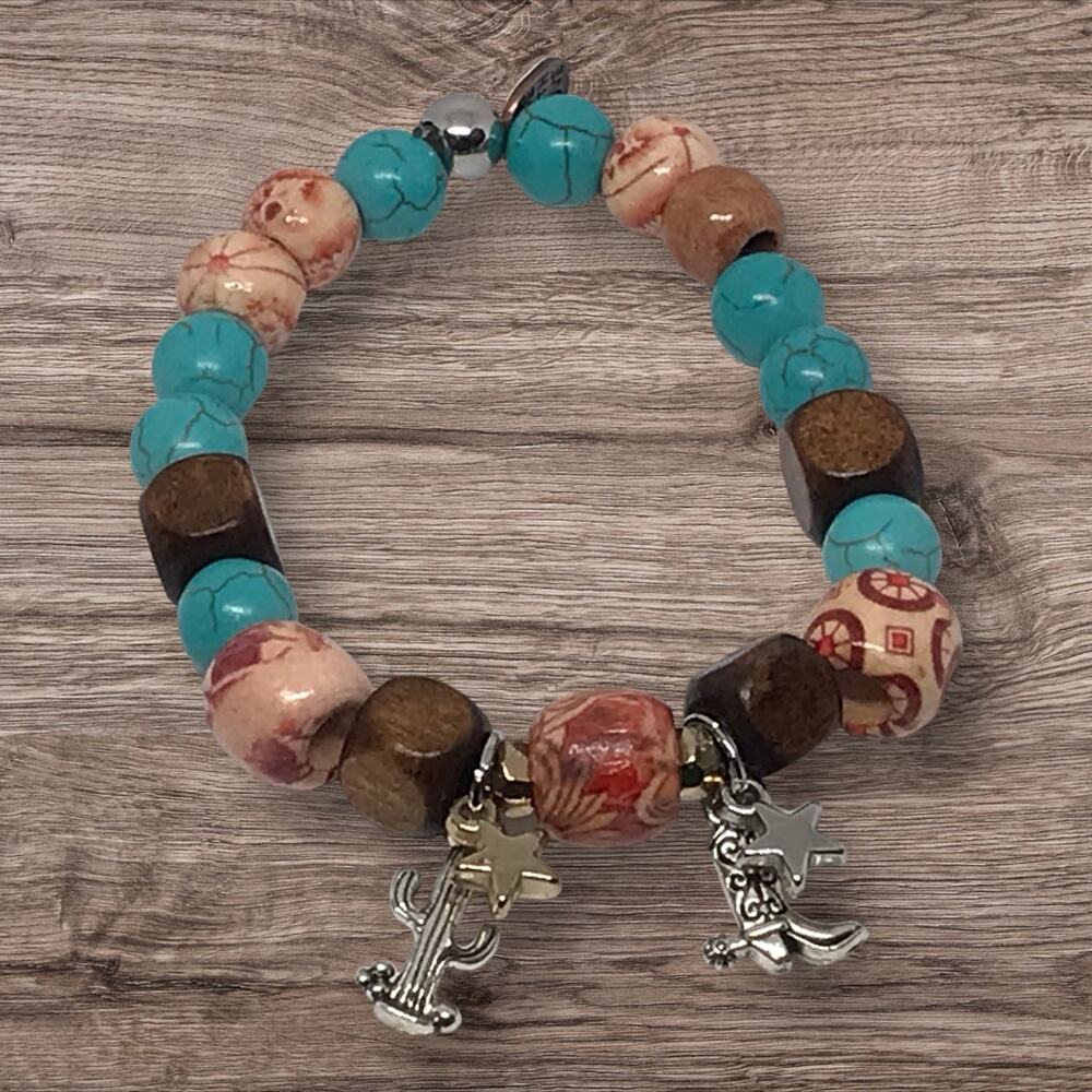 Western Wooden Howlite Beads Stretch Bracelet Boots & Spurs Charms Cowgirl